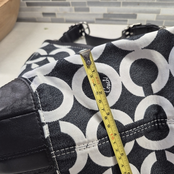 Coach  Peyton Op Art Black and White Women's Bag - Picture 14 of 16